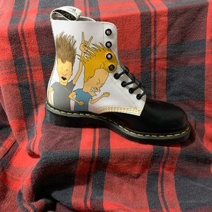 Beavis and Butthead Dr Martens lace up boots!